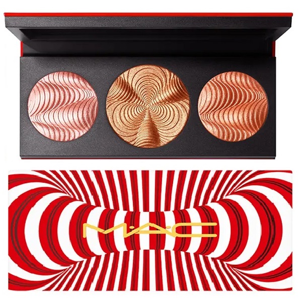 MAC Step Bright Up Extra Dimension Skinfinish Powder Highlighter Palette ($54 value)