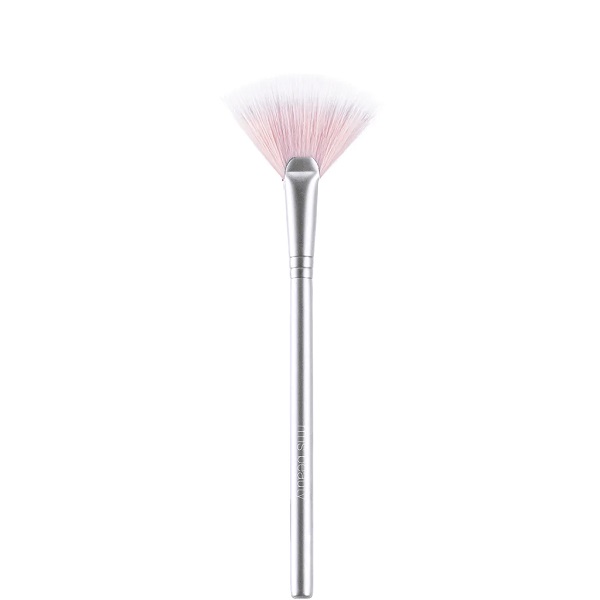 rms beauty Skin2Skin Fan Brush